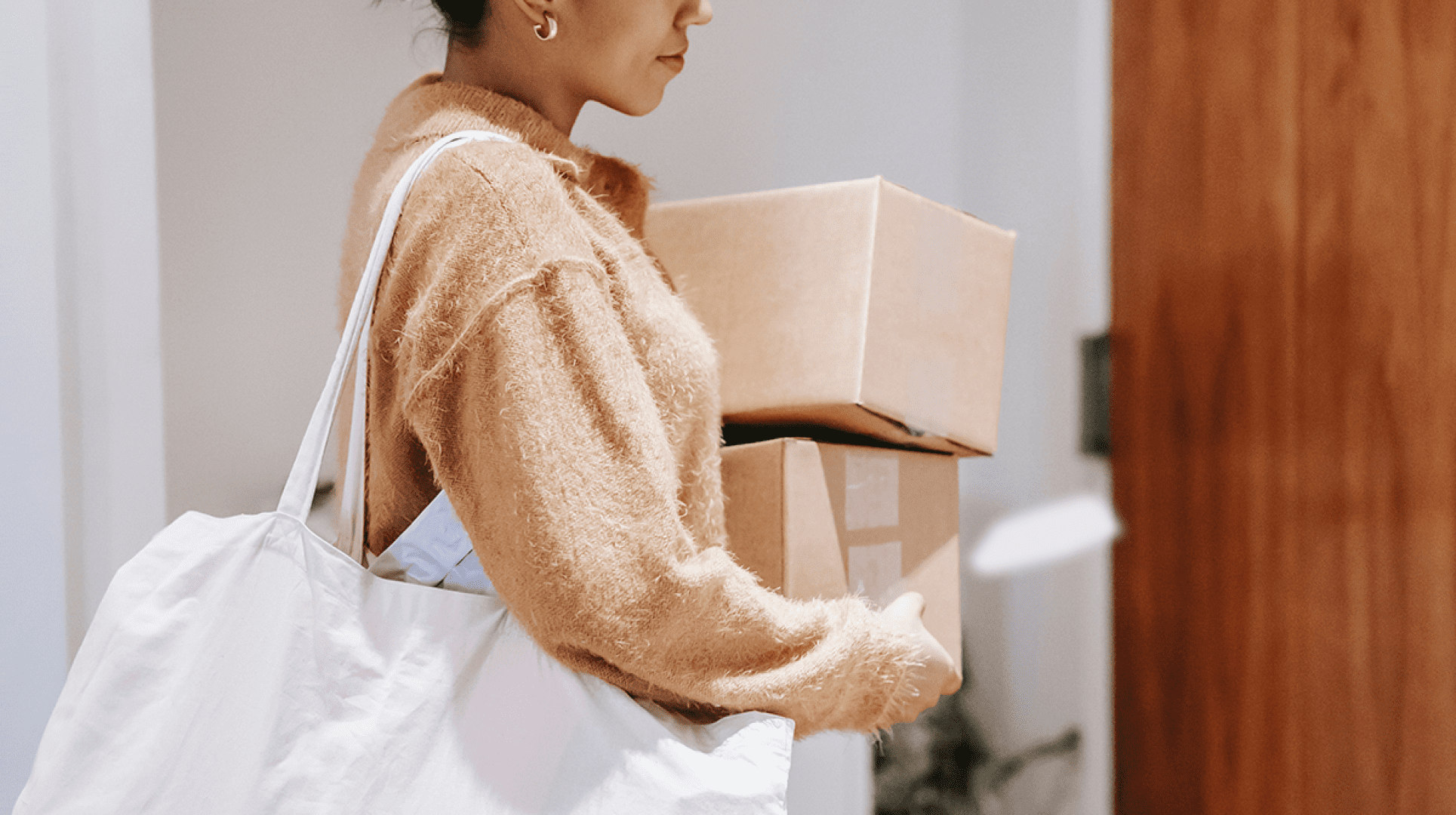 Affordable and secure multifamily package management can be a game changer, especially over the holidays.